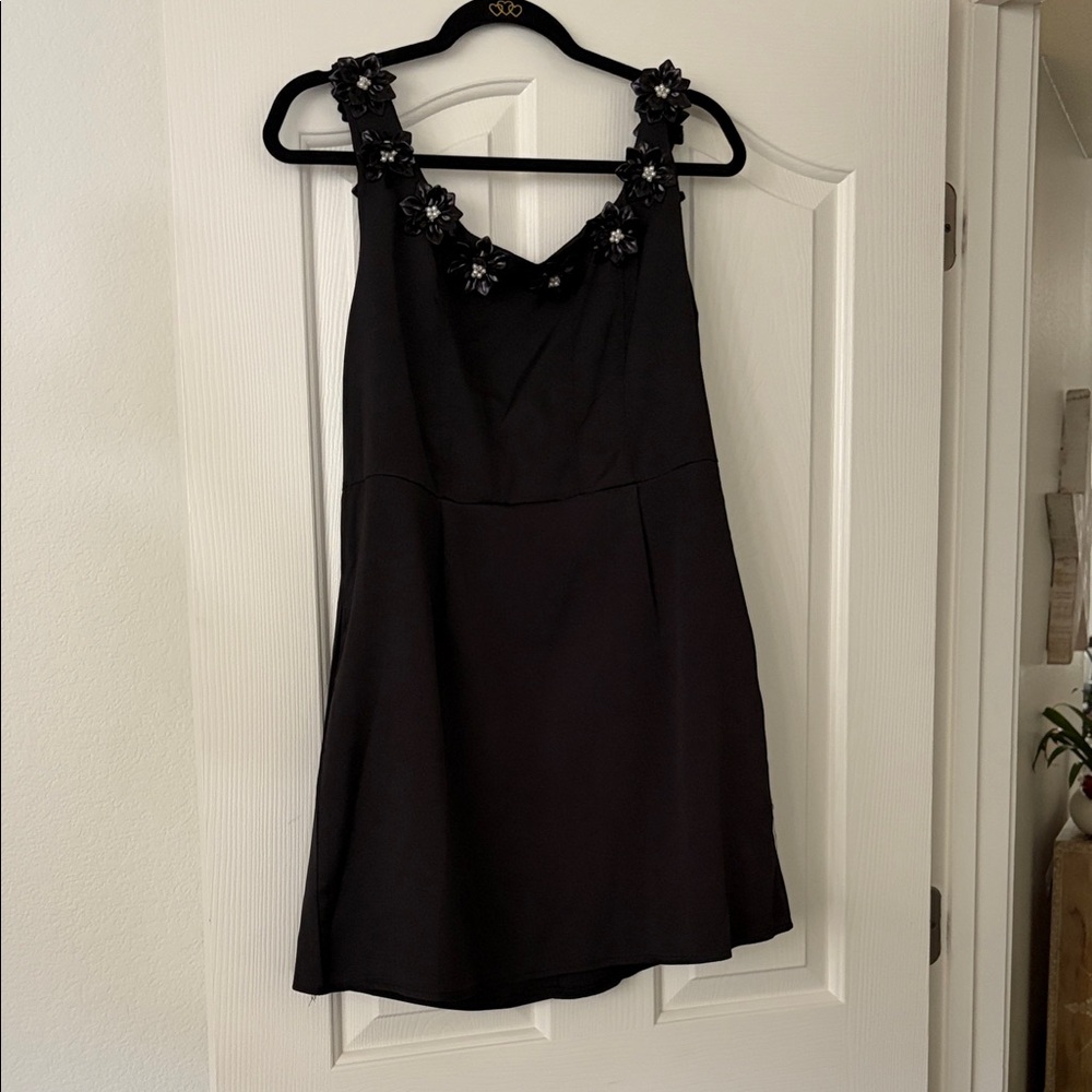 Chic Black Floral Embellished Mini Dress